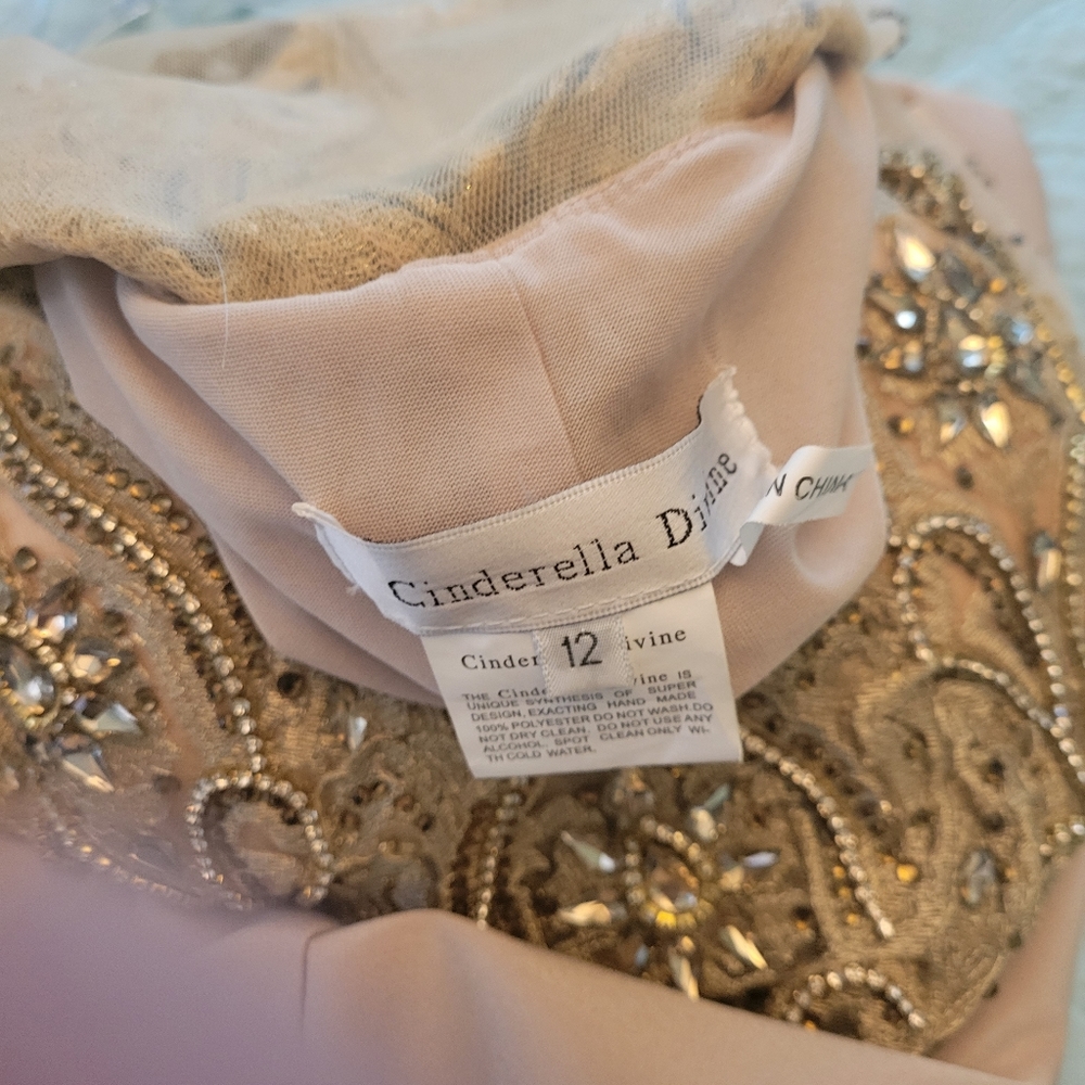 Evening gown - Picture 5 of 5